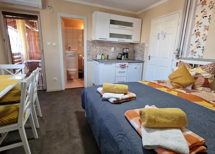 Veronika Guest house